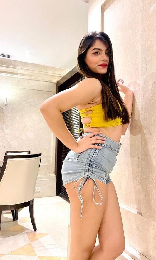 Connaught Place call girl service