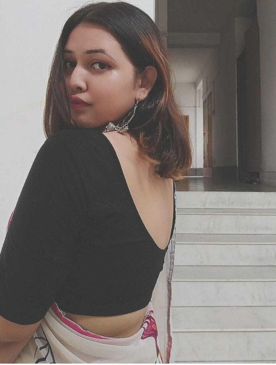 best Connaught Place call girl