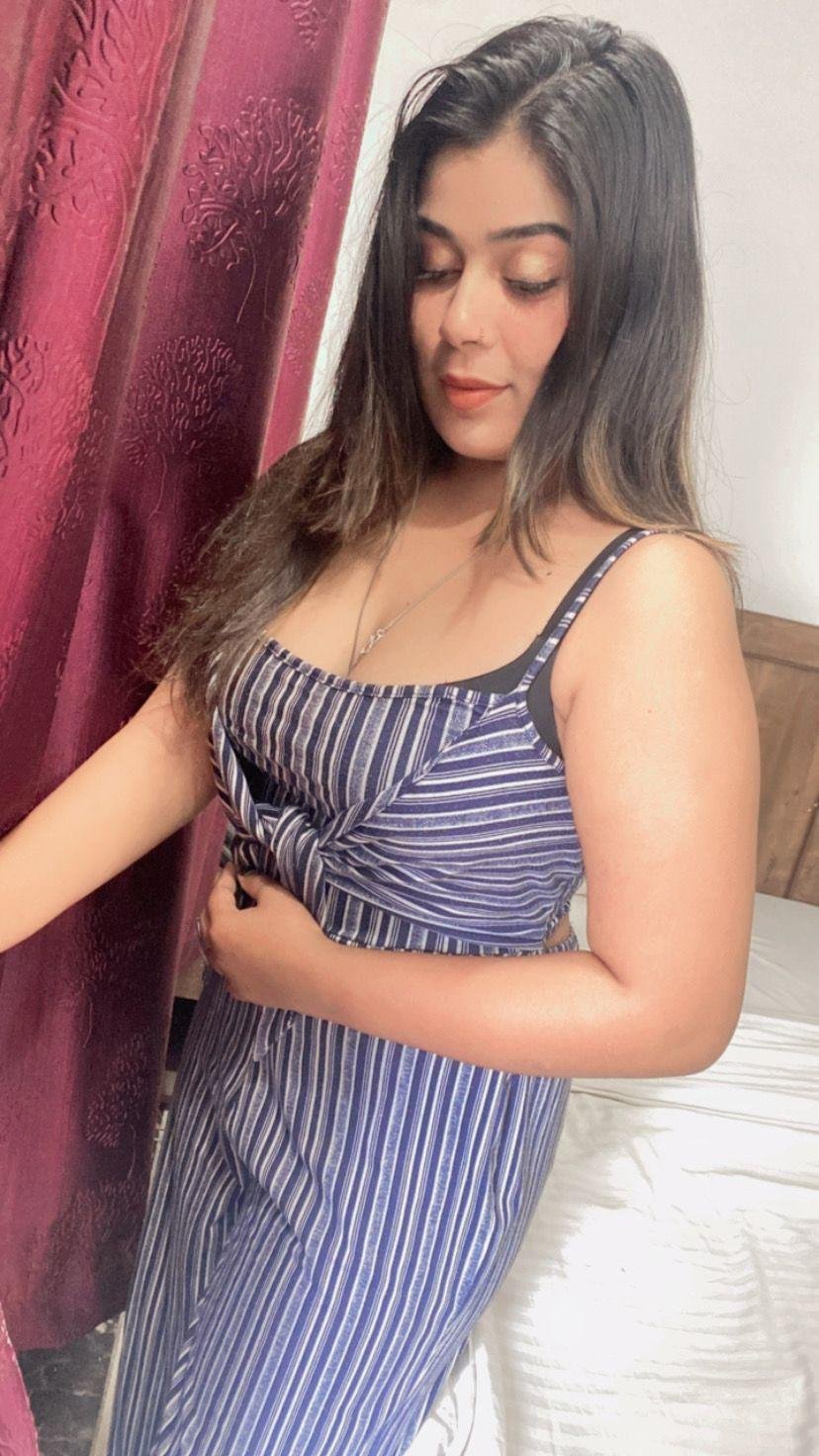  call girls service in Connaught Place